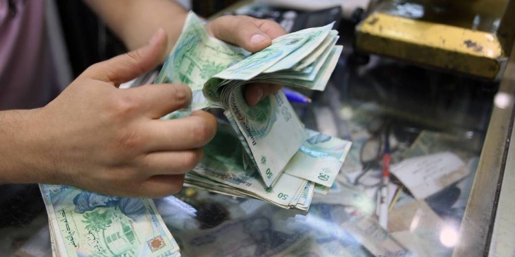 هل أن الدخل الشهري في تونس  كاف لتغطية نفقات الأسرة؟